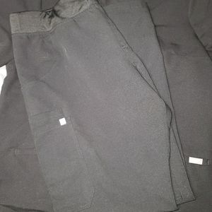 FIGS Black Kade Cargo L